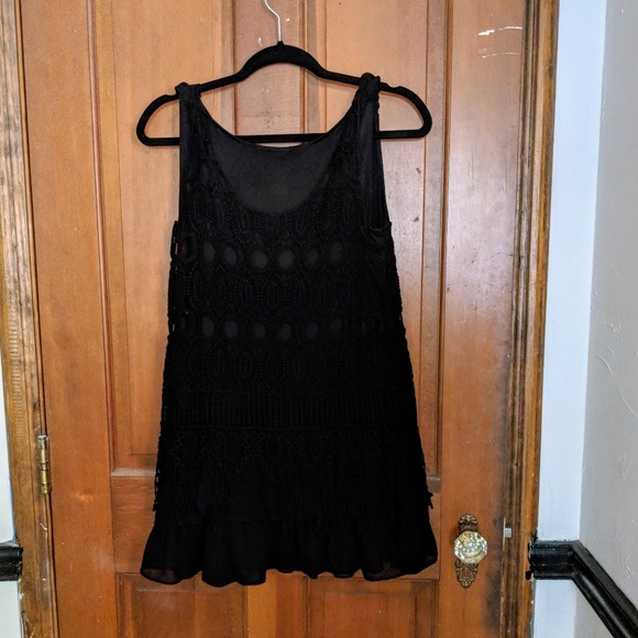 V Christina Black Mini - Picture 3 of 3